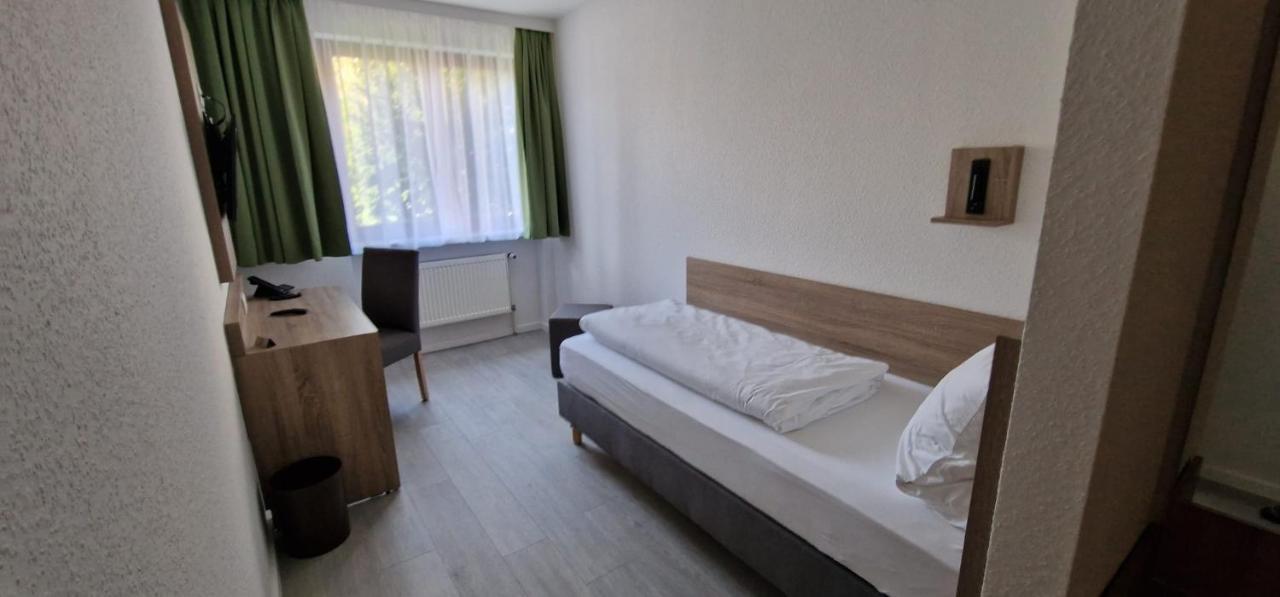 Hotel Ladage Frankfurt am Main Exterior photo